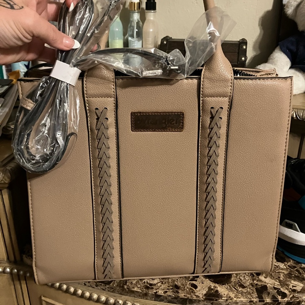 Wrangler Tan Tote Versatile Everyday Bag